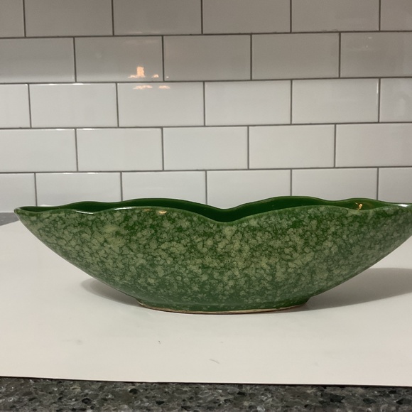 VTG Grass Green Ceramic Pottery Planter - Picture 3 of 8